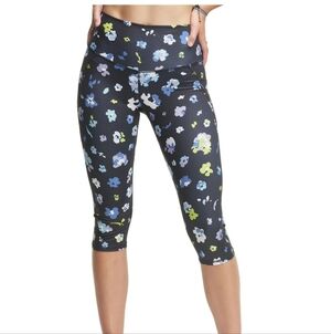 CHAMPION NWT BLACK FLORAL STRETCH CROPPED LEGGINGS SZ 2XL
